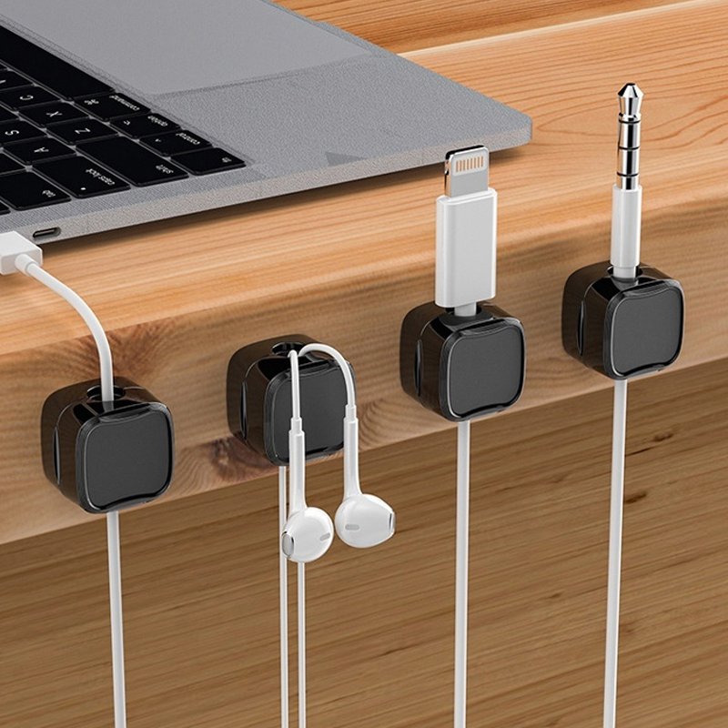 マグネットケーブルホルダー