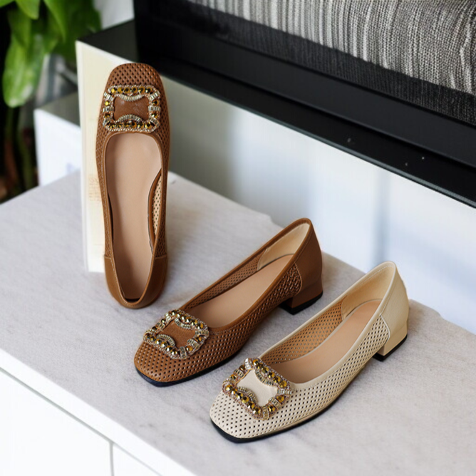 여성 펌프스 착용컷