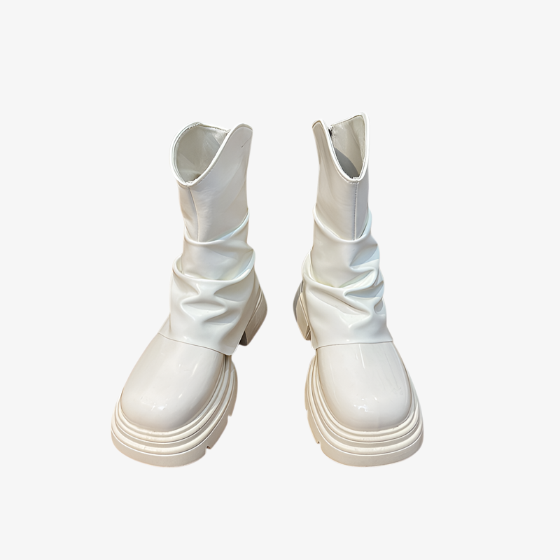 ファッショントレンドを押さえた厚底レディースブーツ