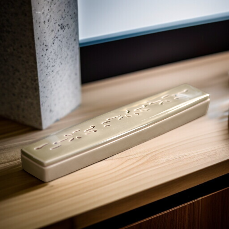 家庭用香装飾品としての白檀香炉の使用例