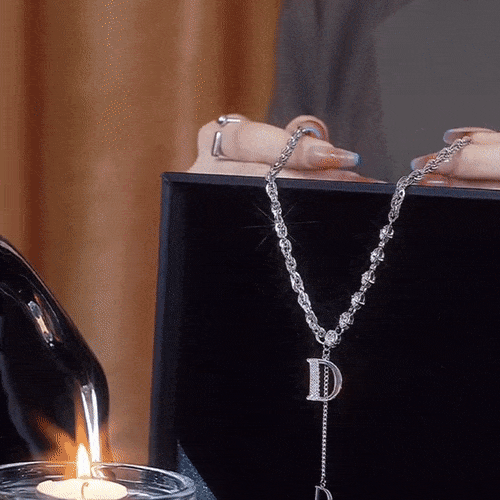 Luxury Niche Design Letter D Collarbone Necklace