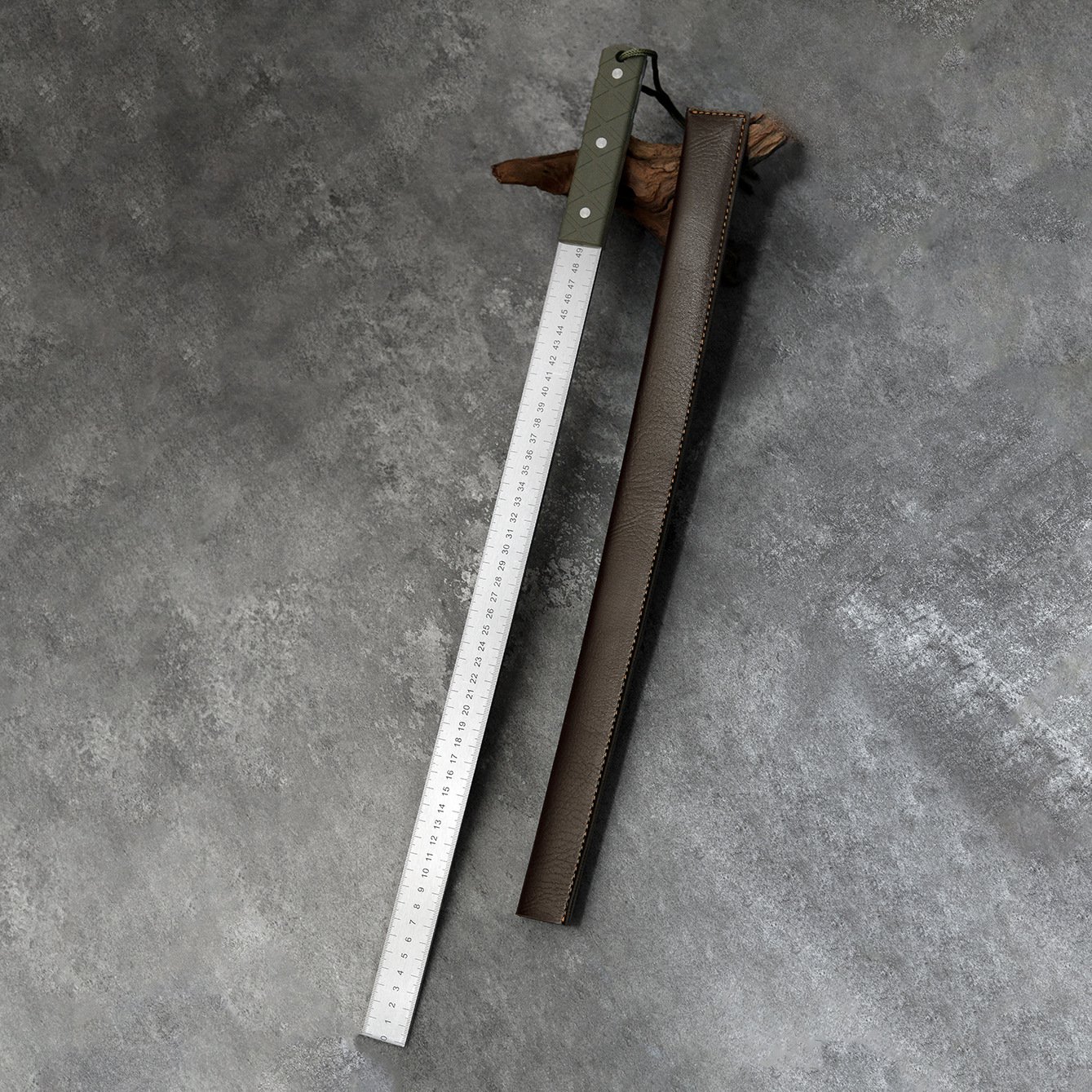 Upgraded rubber handle hardened diamond ruler