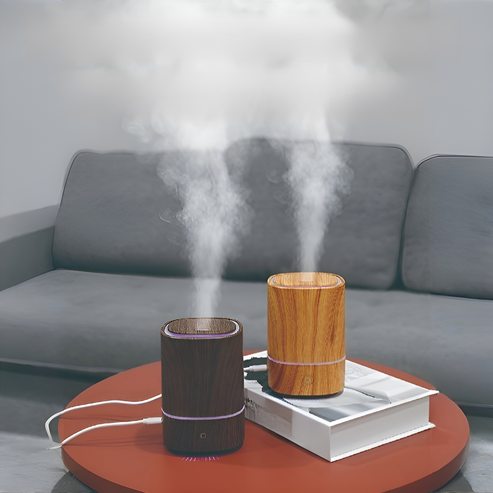 超音波スプレー技術でミストを噴霧する様子